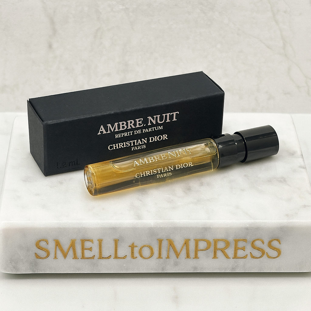 CHRISTIAN DIOR AMBRE NUIT EXPRESIE DE PARFUM 1.2ML 0.04 FL. OZ. MOSTRE OFICIALE DE PARFUM IMAGINE OFICIALĂ A MOSTREI DE PARFUM